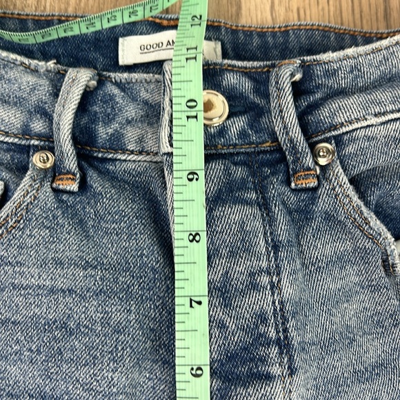 GOOD AMERICAN High Waisted Cutoff Denim Shorts Light Medium Wash 00/24 - Picture 4 of 8